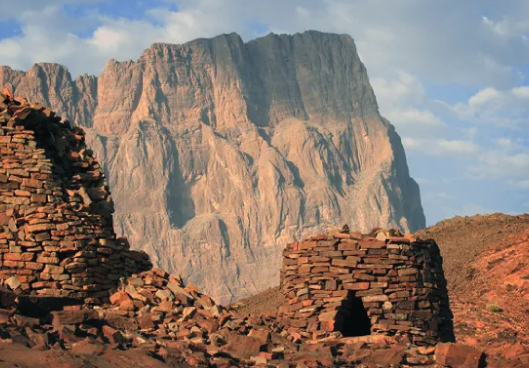 Al Hamra mountainscape